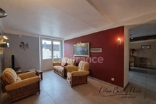 Maison 4 pièces, Plein Pied, 2 chambres, cuisine équipée américaine, dépendances, comble aménageable QUINCEROT (89)