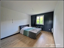 Maison 103 M2, 2 chambres, jardin 806M2, sous-sol total garage 2 voitures