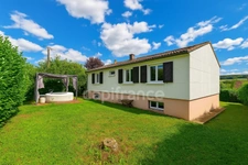 Maison 103 M2, 2 chambres, jardin 806M2, sous-sol total garage 2 voitures