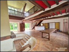 Maison  6 pièces, 6 Chambres, salon/salle à manger 72m2, 2 salles de bains, terrain 1247 M2 MALAY LE GRAND (89)