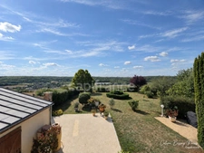Longère de charme, vue exceptionnelle sur la vallée