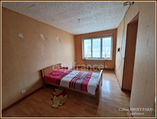 Dpt Yonne (89), CHEU maison 165 M2,  4 chambres, cuisine équipée, 1 salle d'eau, 1 salle de bain