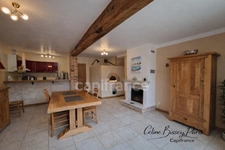 Maison 4 pièces, Plein Pied, 2 chambres, cuisine équipée américaine, dépendances, comble aménageable QUINCEROT (89)