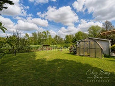 Maison à vendre 7 pièces 161 M2 PONT SUR YONNE (89), Terrain 1974 M2, 4 Chambres, Piscine avec abri 10 M X 5 m