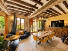 Propriéte à vendre 6 pièces 175M2 BERULLE (10), 13283 M2 de terrain, 4 chambres, Cuisine equipée, carport 2 voitures avec branchement pour voiture électrique