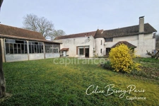 Maison ancienne de 157 m² – Cachet, volumes et énorme potentiel à rénover, 3 chambres, Hangard 137M2, Garage 137M2