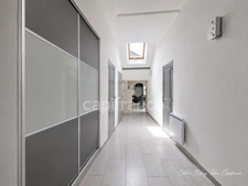 Maison de ville 228M2, 4 chambres, cour et terrasse
