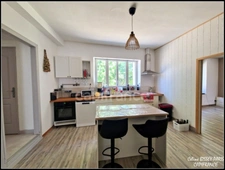 Maison de ville 145M2  Comprenant 2 logements un T2 et un T5, Double vitrage, volet électrique, COURSON LES CARRIERES (89)