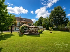 Maison à vendre 7 pièces 161 M2 PONT SUR YONNE (89), Terrain 1974 M2, 4 Chambres, Piscine avec abri 10 M X 5 m