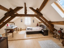 Maison à vendre 6 pièces 140 M2 VILLENEUVE LA GUYARD (89), BEAU VOLUME, cour et jardin 1200M2