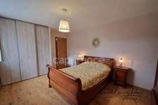 Maison 4 pièces, Plein Pied, 2 chambres, cuisine équipée américaine, dépendances, comble aménageable QUINCEROT (89)