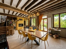Propriéte à vendre 6 pièces 175M2 BERULLE (10), 13283 M2 de terrain, 4 chambres, Cuisine equipée, carport 2 voitures avec branchement pour voiture électrique