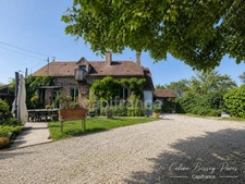 Propriéte à vendre 6 pièces 175M2 BERULLE (10), 13283 M2 de terrain, 4 chambres, Cuisine equipée, carport 2 voitures avec branchement pour voiture électrique