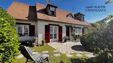 Maison  familiale de 145 m² sur un terrain paysager de 1920 m²