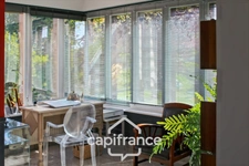 Maison  familiale de 145 m² sur un terrain paysager de 1920 m²