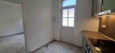 Appartement à vendre T1 de 28m2 + PARKING,  SAINT QUENTIN (02100) Centre Ville