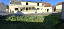 A vendre à LEVERGIE (02420) , Longère habitable de plain pied, avec Hangar, Garage et Dépendances