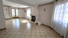 A VENDRE, Maison individuelle de plain pied 5 pièces SAINT QUENTIN (02), Jardin et Double Garage