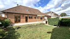 A VENDRE, Maison individuelle de plain pied 5 pièces SAINT QUENTIN (02), Jardin et Garage