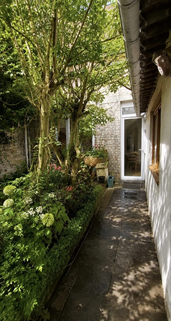 Appartement à vendre 4 pièces avec Jardinet SAINT QUENTIN  Hypercentre Ville (02100)
