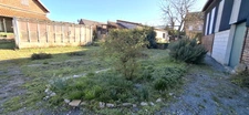 A vendre à LEVERGIE (02420) , Longère habitable de plain pied, avec Hangar, Garage et Dépendances