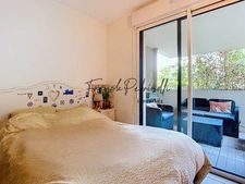 One-bedroom apartment for sale, 28.15 m², with a 10 m² terrace and secure parking, MONTPELLIER (34)