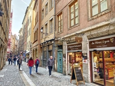 Dpt Rhône (69), Magnifique T2  VIEUX LYON 45m² Meublé  Rue Lainerie
