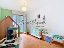 Spacieux T3 de 76 m² avec garage, cave et loggia – Secteur République / Charpennes (VILLEURBANNE)