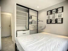 SPACIEUX T1 MEUBLE 28.05 m² avec espace nuit ( lit double 160 cm avec dressing)