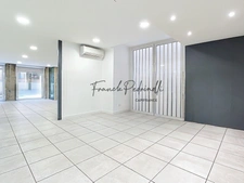 125 m² Commercial premises LYON 6TH / TO BE DIVISIBLE, ideal for investment or short-term rental