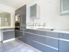 Beau T3 72 m²  VILLEURBANNE (69) CHARPENNES – Place Charles Hernu avec terrasse 75 m²