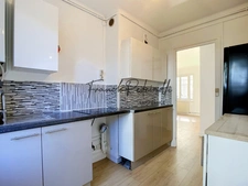 LYON 3e – MONTCHAT T3 60 m²  REZ-DE-CHAUSSÉE  CAVE GARAGE EN OPTION