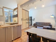 Dpt Rhône (69), Magnifique T2  VIEUX LYON 45m² Meublé  Rue Lainerie