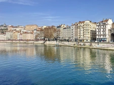 Dpt Rhône (69), Magnifique T2  VIEUX LYON 45m² Meublé  Rue Lainerie