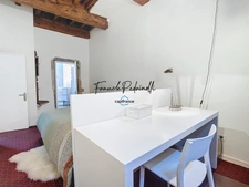 Dpt Rhône (69), Magnifique T2  VIEUX LYON 45m² Meublé  Rue Lainerie