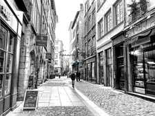 Dpt Rhône (69), Magnifique T2  VIEUX LYON 45m² Meublé  Rue Lainerie