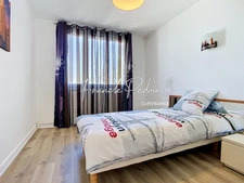 Charming 2-bedroom apartment, 74 m², unobstructed view, with cellar and parking, in Villeurbanne, near Montchat.