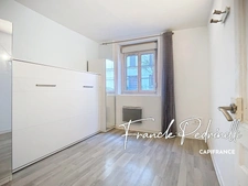 Appartement T1 Lyon Montchat place HENRI – 25 m² – Métro D – Investissement locatif ou 1er Achat