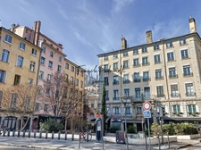 Dpt Rhône (69), Magnifique T2  VIEUX LYON 45m² Meublé  Rue Lainerie