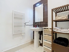 One-bedroom apartment for sale, 28.15 m², with a 10 m² terrace and secure parking, MONTPELLIER (34)