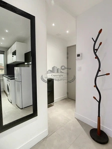 Superb 20 m² Studio fully furnished and equipped Lyon 3rd, Access to Universities, tram T3 and metro D