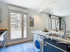 Appartement à vendre 3 pièces 72 m²  VILLEURBANNE (69) CHARPENNES – Place Charles Hernu avec terrasse exceptionnelle de 75 m²