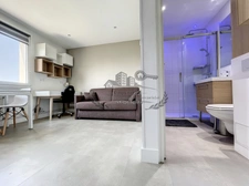 Superb 20 m² Studio fully furnished and equipped Lyon 3rd, Access to Universities, tram T3 and metro D