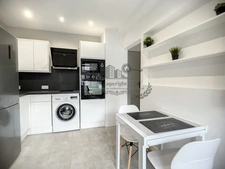 SPACIEUX T1 MEUBLE 28.05 m² avec espace nuit ( lit double 160 cm avec dressing)