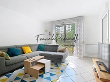 Spacieux T3 de 76 m² avec garage, cave et loggia – Secteur République / Charpennes (VILLEURBANNE)