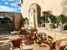 Fonds de commerce à vendre LES BAUX DE PROVENCE (13)