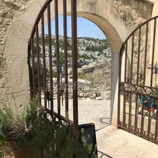Fonds de commerce à vendre LES BAUX DE PROVENCE (13)