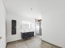 Maison à vendre 4 pièces MALLEMORT (13)