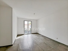 Maison à vendre 4 pièces MALLEMORT (13)