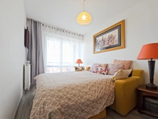 Appartement rénové à vendre 3 chambres